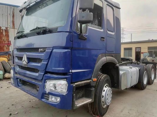ブルー シノトルク HOWO 6X4 10 ホイール 強力な牽引能力を持つ二輪トラック