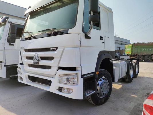 6×4 駆動ホイール Sinotrck HOWO トラクター トラック 1 年間の販売後サービス