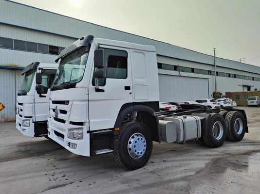 強力な351-450hp Shacman 6*4 トラクター トラック 高馬力 12r22.5 タイヤ