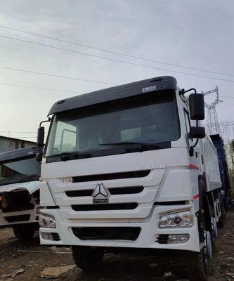 8×4 駆動ホイール ターパー トラック HOWO E7 ダンプ トラック マニュアルトランスミッションタイプ