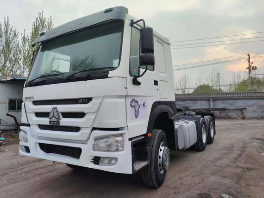 HOWO 6X4 トラクター トラック 371-430HP ラジアルタイヤ設計とマニュアルトランスミッション