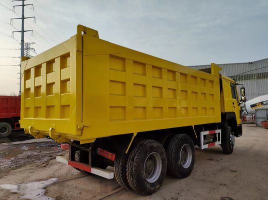手動トランスミッション Sinotruck HOWO 6*6 重荷用ダンプトラック