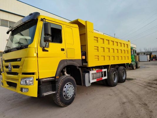 手動トランスミッション Sinotruck HOWO 6*6 重荷用ダンプトラック