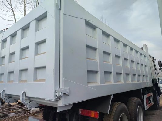 シノトラック 6X4 タイヤ認証付き重用車 ECE馬力 351-450hp 420HP HOWO