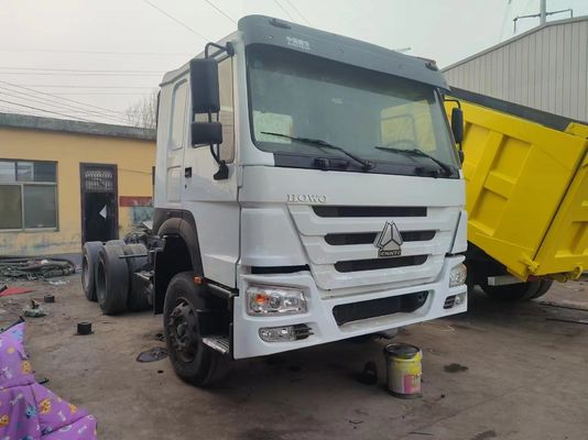 ヘッドトラック Sinotruk HOWO 6*4 トラクタートラック
