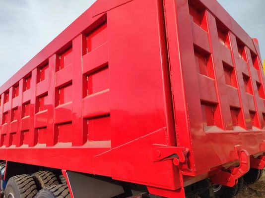 6-8L エンジン容量 HOWO 8*4 ダンプ トラック トレーラーヘッド トラクター 馬 ターパー トラック