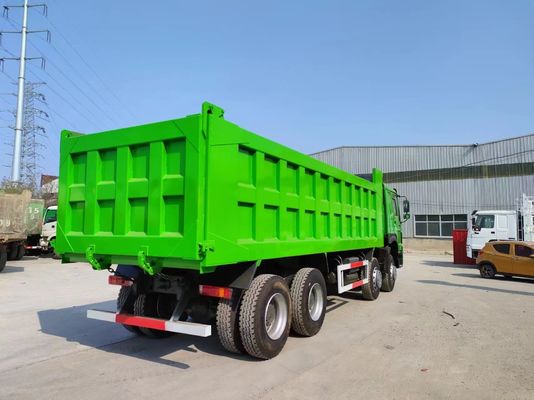 フロントリフティングスタイル 6-8L エンジン容量 緑色 転覆トラック 中古 HOWO 8*4 ダンプトラック