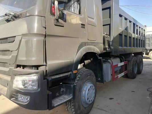 フロントリフティング スタイルのダンプトラック HOWO 6*4 中古トラック 色違い シノトラック