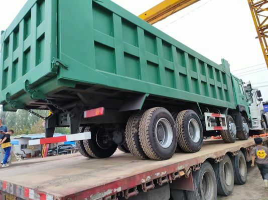 12 タイヤ Sinotruk HOWO 8*4 ダンプトラック 中古トラック 緑色 手動トランスミッション