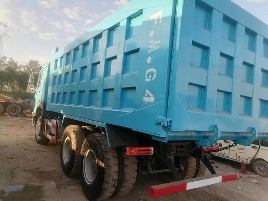 使用 HOWO 6X4 16 20 キュービックメートル 10 ホイール鉱山ダンプトラック