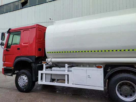 20000-25000リットルの燃料油タンク 貯蔵用タンカー GCC認定 HOWO 6X4