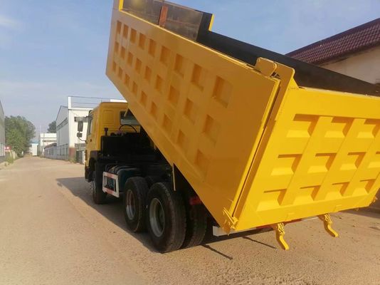 10ホイラー シノトラック HOWO ダンパー トラック 黄色のティッパー 6X4 ダンピング用の鉱山トラック
