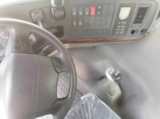 6X4 HOWO トラクタートラック 420HP 中古 トラクターヘッド と 351-450hp 馬力
