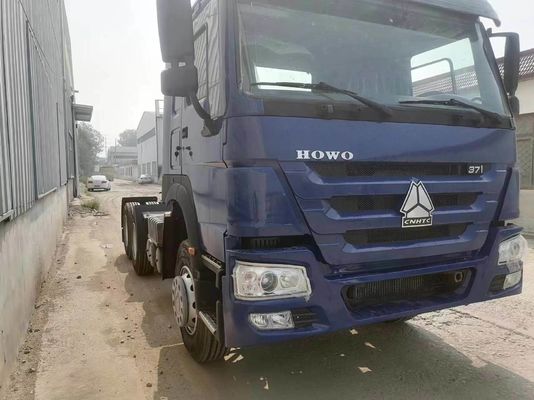 ブルー シノトルク HOWO 6X4 10 ホイール 強力な牽引能力を持つ二輪トラック