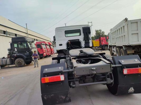 プロのデザイン 左手運転 シノトラック HOWO T7h 440HP 500HP 6X4 トラクタートラック