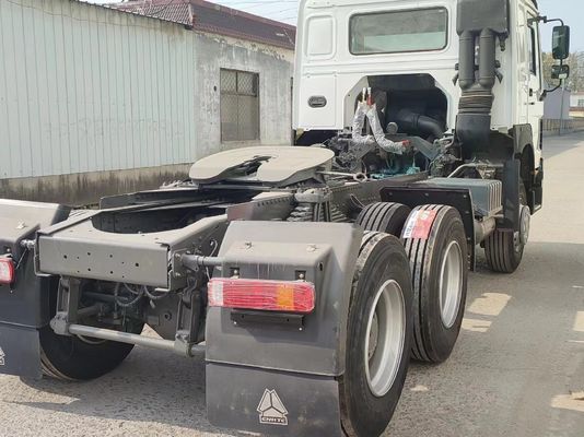 6-8L エンジン容量 HOWO T7 A7 FAW シトラック CNG トラクター トラック GCC タイヤ認証