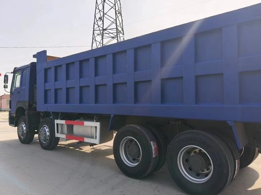 青色 中古 Sinotruk HOWO 8*4 ダンプトラック 6-8L エンジン容量と右手駆動