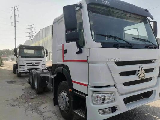 マニュアルトランスミッションタイプ 420HP シノトラック HOWO 6*4 トラクタートラック