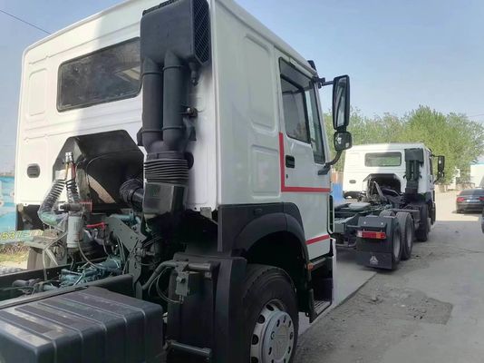 マニュアルトランスミッションタイプ 420HP シノトラック HOWO 6*4 トラクタートラック