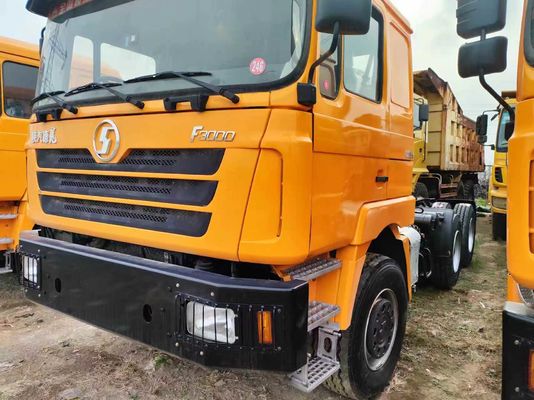 シャックマン 6X4 トラクター トラック ラジアルタイヤ設計と50トンの負荷用トラック トラクター