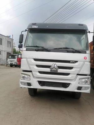 中古 Sinotruk HOWO 6X4 371HP ダンプトラック 白色 1年 販売後サービス