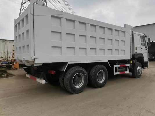 中古 Sinotruk HOWO 6X4 371HP ダンプトラック 白色 1年 販売後サービス